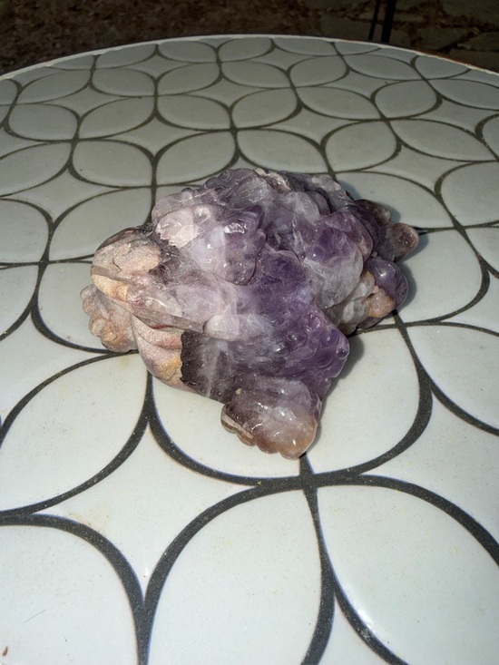 Dream Amethyst Crystal Money Toad 12 oz - Picture 4 of 11